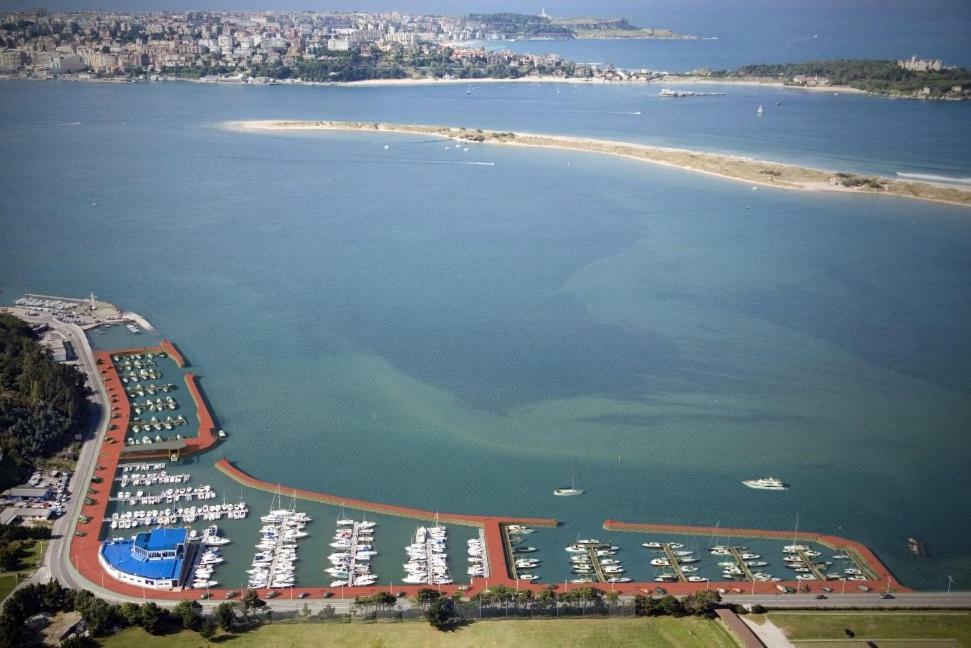 Вилла Casa Bahia Santander Педренья Экстерьер фото